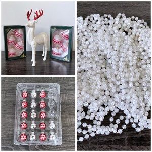 26 Piece Red and White Christmas Decor Bundle